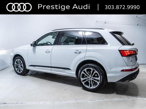 2026 Audi Q7 45 Premium