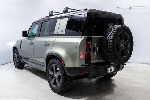 Pangea Green Metallic 2023 Land Rover Defender 110 X-Dynamic SE