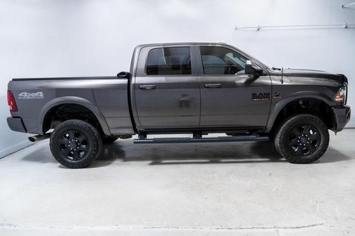 2017 RAM 2500 Laramie Crew Cab 4x4 6'4' Box
