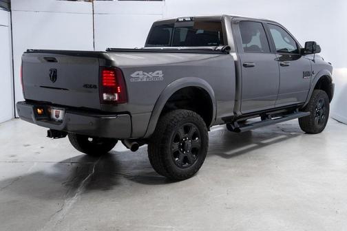 2017 RAM 2500 Laramie Crew Cab 4x4 6'4' Box