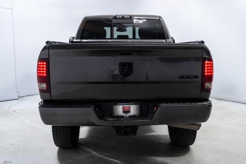 2017 RAM 2500 Laramie Crew Cab 4x4 6'4' Box