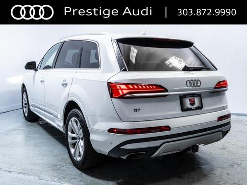 2025 Audi Q7 45 Premium Plus