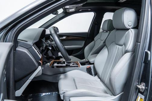 2024 Audi Q5 e 55 S line Premium Plus