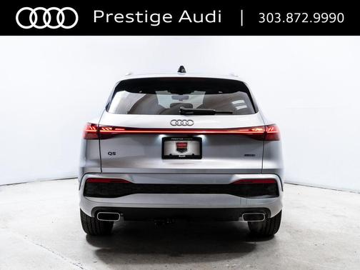 Florett Silver Metallic 2026 Audi Q5 Prestige TFSI quattro S tronic