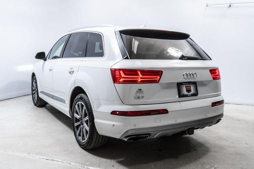 Carrara White 2019 Audi Q7 55 Premium Plus