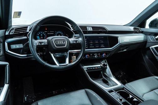 2022 Audi Q3 45 S line Premium Plus