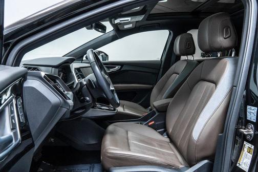 2024 Audi Q4 e-tron Prestige 50 quattro