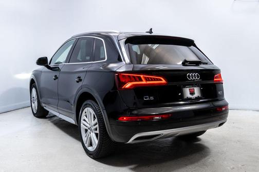Mythos Black Metallic 2018 Audi Q5 2.0T Tech Premium