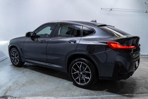 2024 BMW X4 M40i