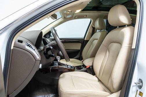 2017 Audi Q5 2.0T Premium Plus