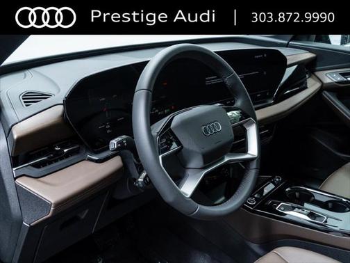 2025 Audi Q6 e-tron Premium quattro