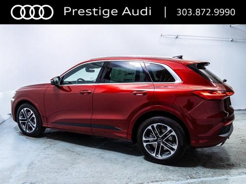 Grenadine Red Metallic 2025 Audi Q5 Prestige TFSI quattro S tronic
