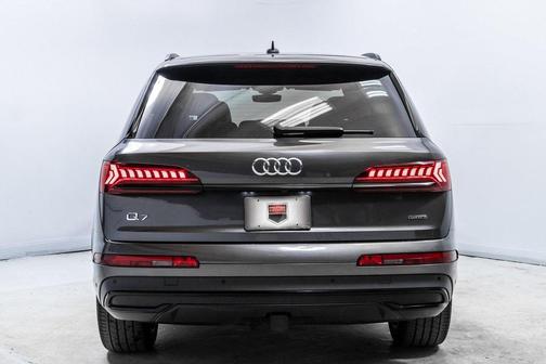 2023 Audi Q7 55 Premium Plus