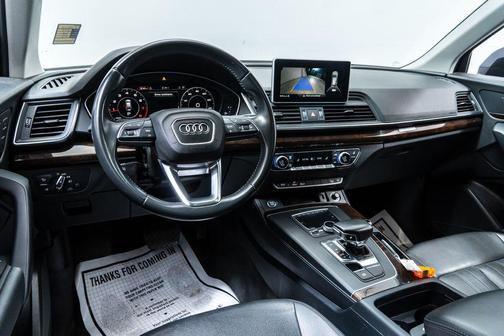 Manhattan Gray Metallic 2018 Audi Q5 2.0T