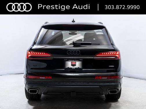 Mythos Black Metallic 2026 Audi Q7 55 Premium Plus