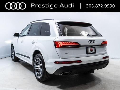 2026 Audi Q7 45 Premium Plus