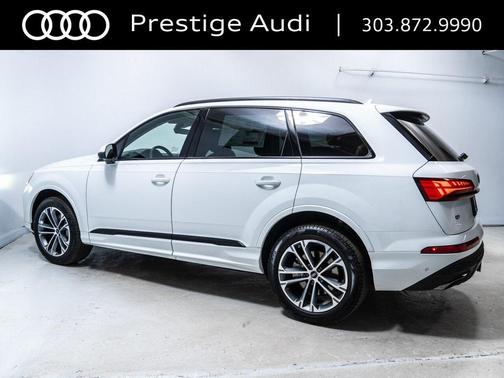 2026 Audi Q7 45 Premium Plus