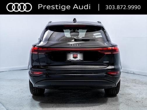 2025 Audi Q6 e-tron Prestige quattro