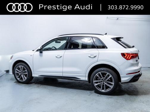 2025 Audi Q3 Premium 45 TFSI S line quattro Tiptronic