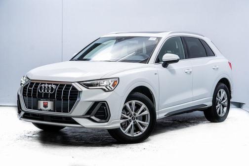 2024 Audi Q3 Premium 45 TFSI S line quattro Tiptronic