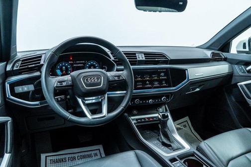 2024 Audi Q3 Premium 45 TFSI S line quattro Tiptronic