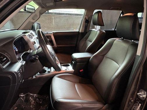Magnetic Gray Metallic 2018 Toyota 4Runner SR5 Premium