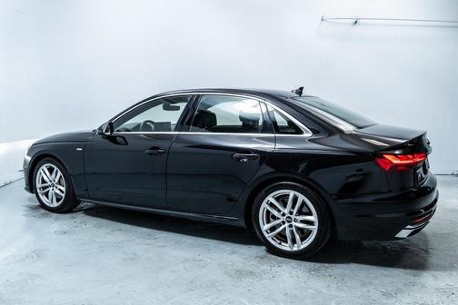 2023 Audi A4 45 S line Premium Plus