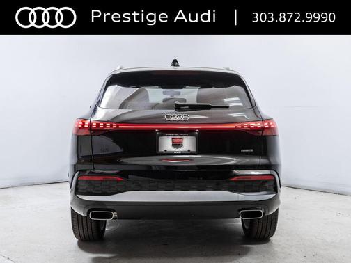Mythos Black Metallic 2026 Audi Q5 Premium Plus TFSI quattro S tronic