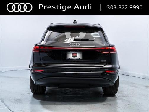 2025 Audi Q6 e-tron Prestige quattro