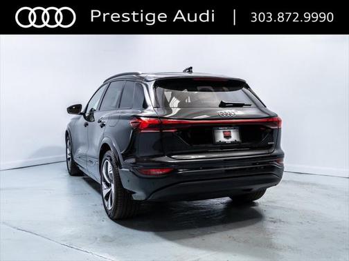 2025 Audi Q6 e-tron Prestige quattro