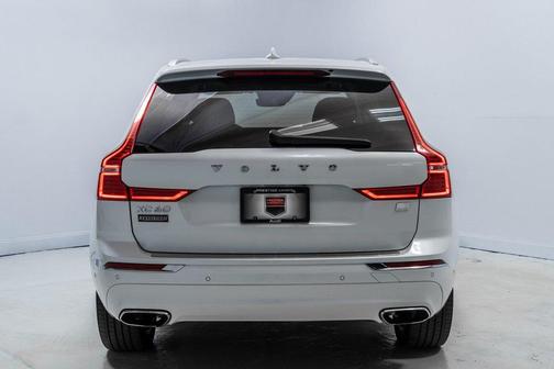 2021 Volvo XC60 Recharge Plug-In Hybrid T8 Inscription