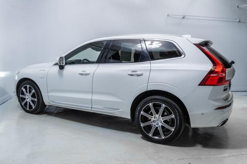 2021 Volvo XC60 Recharge Plug-In Hybrid T8 Inscription