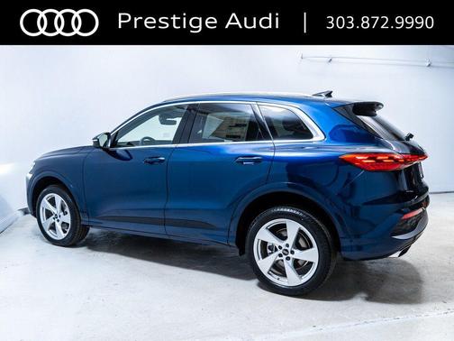 Navarra Blue Metallic 2025 Audi Q5 Premium Plus TFSI quattro S tronic