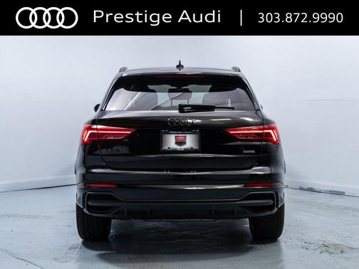 2025 Audi Q3 Premium 45 TFSI S line quattro Tiptronic