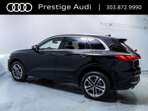 2025 Audi Q5 Premium