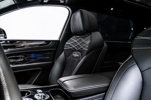 2023 Bentley Bentayga Azure