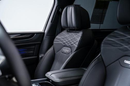 2023 Bentley Bentayga Azure