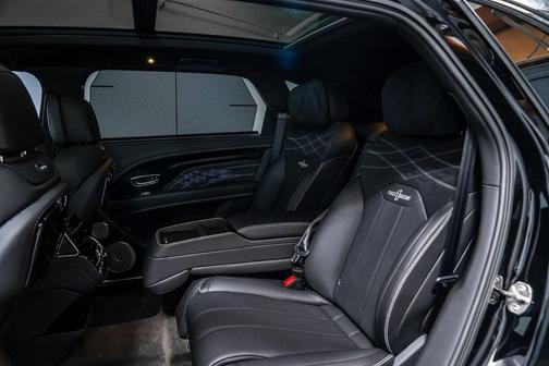 2023 Bentley Bentayga Azure