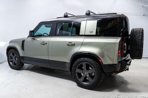 Pangea Green Metallic 2023 Land Rover Defender 110 X-Dynamic SE