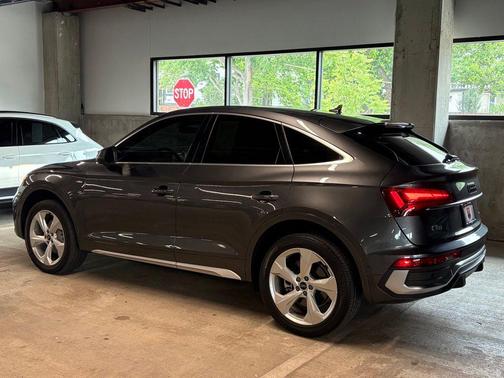 Daytona Gray Pearl 2023 Audi Q5 45 S line Prestige