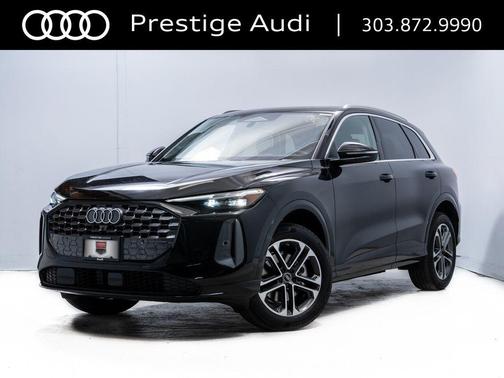 Mythos Black Metallic 2026 Audi Q5 Premium Plus TFSI quattro S tronic