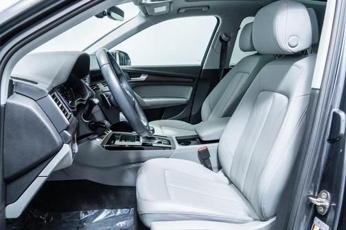 2023 Audi Q5 45 S line Premium