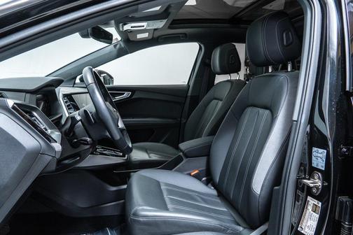 2024 Audi Q4 e-tron Premium Plus 50 quattro