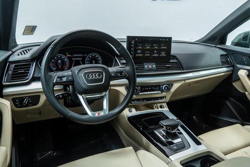 2024 Audi Q5 45 S line Premium Plus