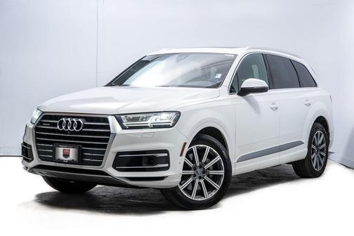 Carrara White 2019 Audi Q7 55 Premium Plus