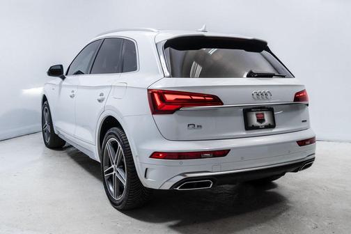 2021 Audi Q5 Prestige 55 TFSI e quattro S tronic