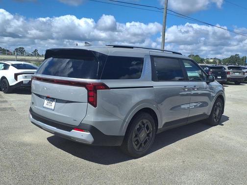 Ceramic Silver 2026 Kia Carnival Hybrid EX