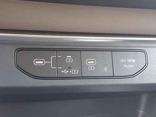 Ceramic Silver 2026 Kia Carnival Hybrid EX