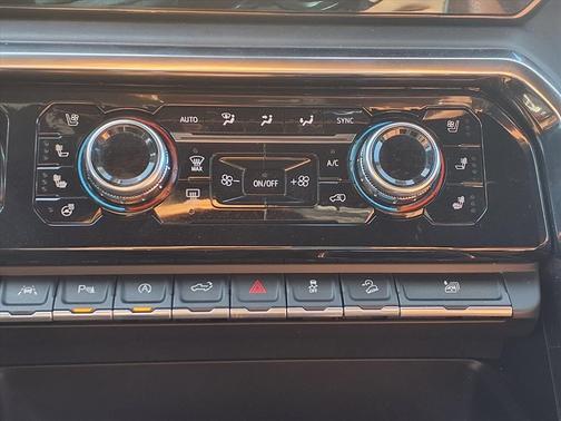 Pacific Blue Metallic 2023 GMC Sierra 1500 Denali Ultimate