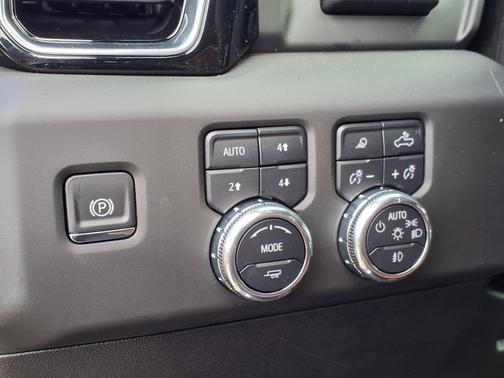 2025 GMC Sierra 2500 Denali Ultimate